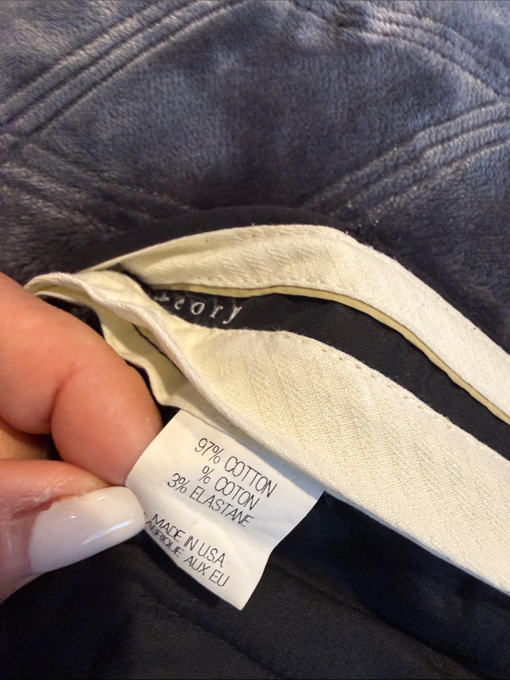 Theory Black Capri pants - Picture 5 of 5